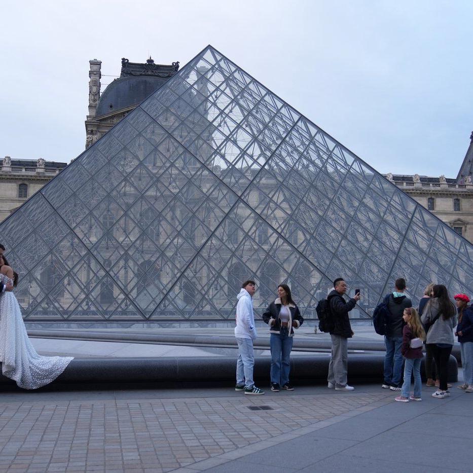 Suspects arrested over the theft of crown jewels from Paris' Louvre museum